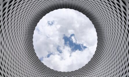 découvrez le cloud computing : une technologie révolutionnaire qui permet de stocker, gérer et traiter des données sur internet. optimisez vos ressources, améliorez votre collaboration et bénéficiez d'une flexibilité sans précédent pour votre entreprise.