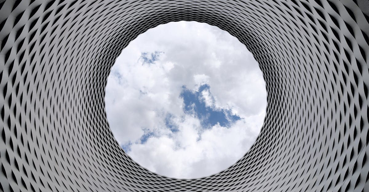 découvrez le cloud computing : une technologie révolutionnaire qui permet de stocker, gérer et traiter des données sur internet. optimisez vos ressources, améliorez votre collaboration et bénéficiez d'une flexibilité sans précédent pour votre entreprise.