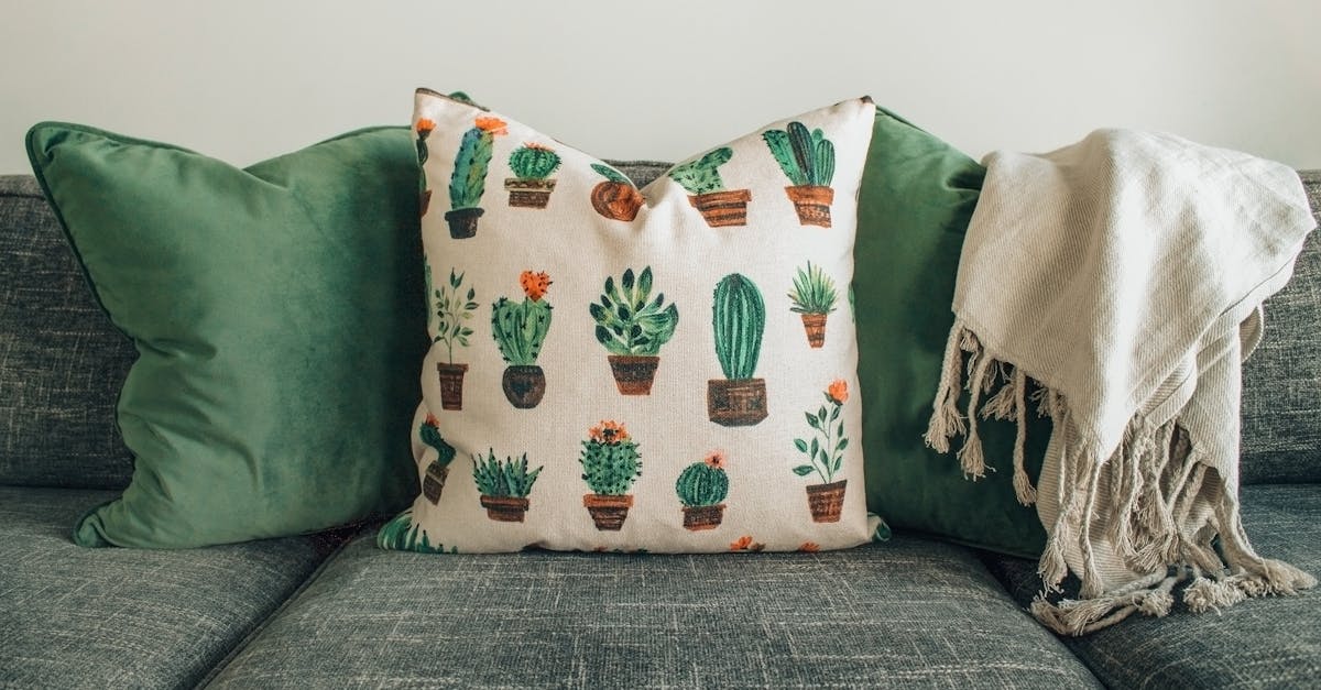 découvrez notre vaste sélection de décorations tendance pour sublimer votre intérieur. que vous cherchiez des accessoires modernes ou des pièces intemporelles, trouvez l'inspiration pour créer un espace qui vous ressemble.