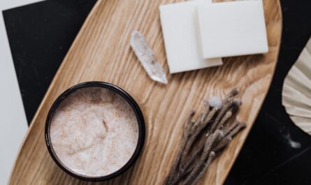 découvrez les bienfaits des cosmétiques bio : des produits naturels et écoresponsables pour prendre soin de votre peau tout en préservant la planète. optez pour une beauté saine et éthique.