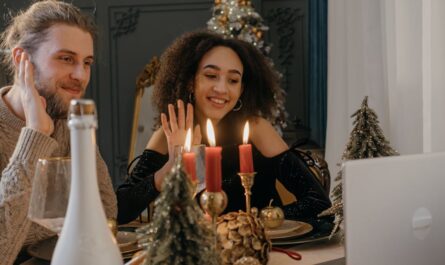 découvrez des idées inspirantes pour des décorations saisonnières qui apporteront une touche festive à votre intérieur. transformez votre espace avec des éléments design adaptés à chaque saison, des couleurs vibrantes et des textures chaleureuses.