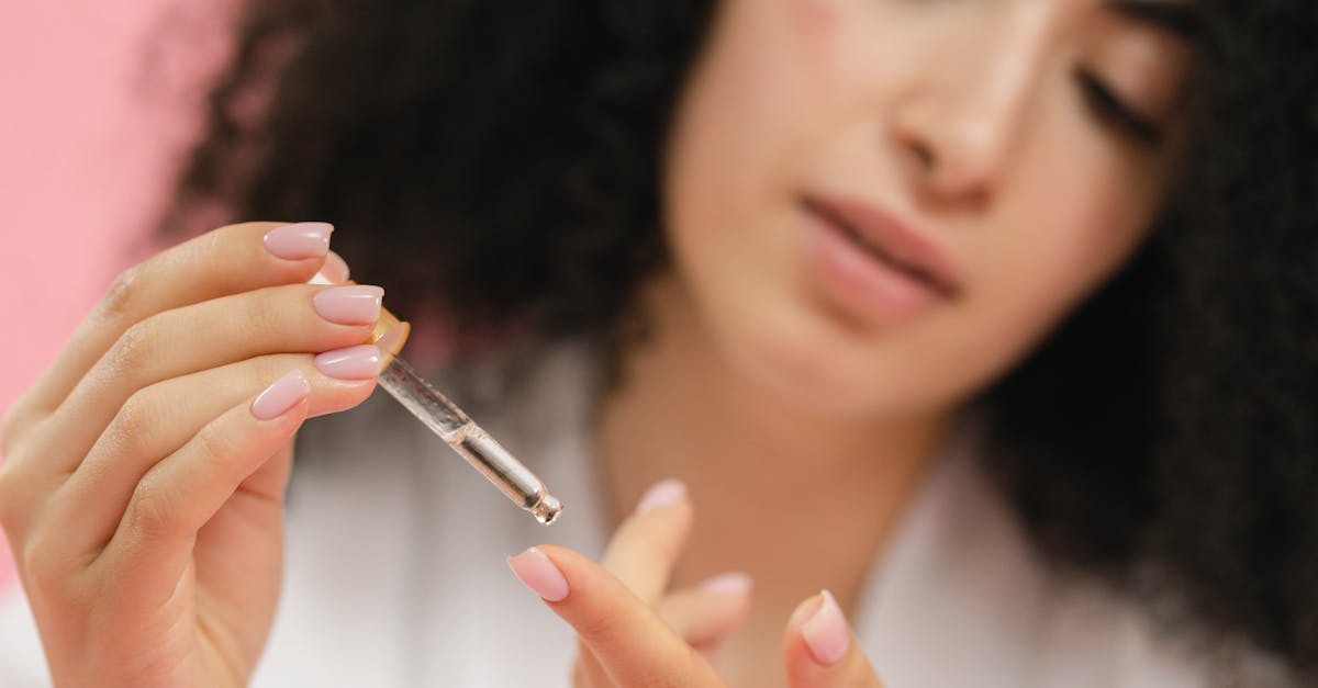 découvrez des solutions anti-aging efficaces pour rajeunir votre peau et retrouver éclat et fermeté. offrez-vous une routine beauté adaptée à vos besoins et préservez la jeunesse de votre visage.