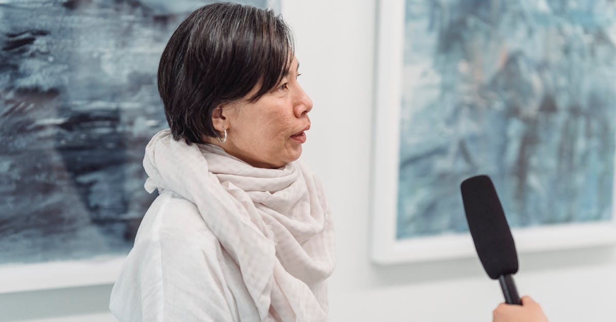 découvrez des entretiens captivants avec des artistes inspirants, explorant leur parcours créatif, leurs inspirations et les défis qu'ils rencontrent dans leur art. plongez dans l'univers unique de chaque artiste et enrichissez votre perspective sur la création artistique.
