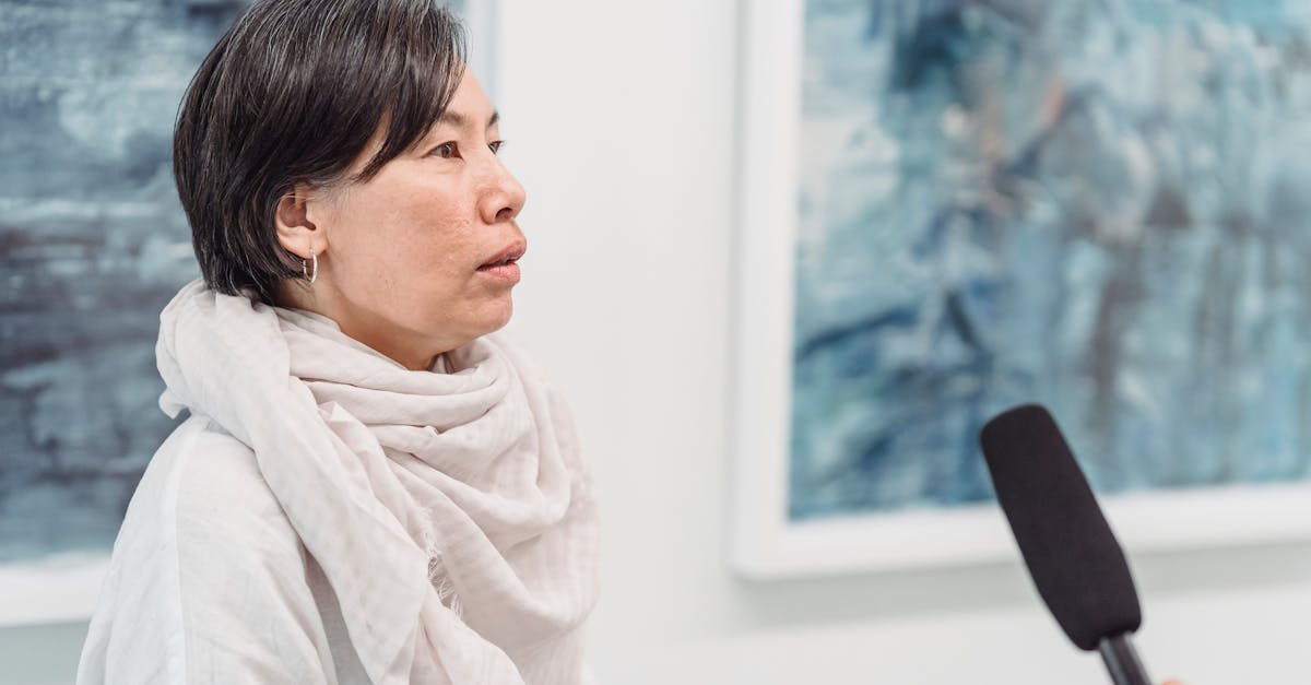 découvrez des interviews captivantes d'artistes talentueux qui partagent leur parcours créatif, leurs inspirations et leur vision de l'art. plongez dans l'univers artistique à travers des échanges authentiques et enrichissants.