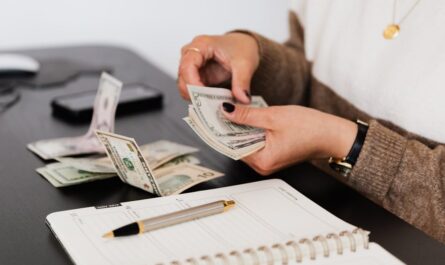 apprenez à gérer votre argent avec des techniques de budgétisation efficaces. découvrez des conseils pratiques et des outils pour établir un budget qui vous aidera à atteindre vos objectifs financiers.