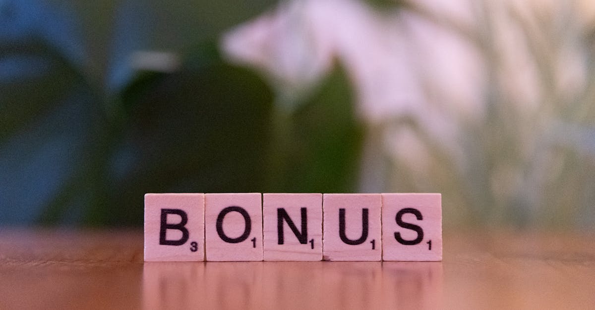 découvrez tout ce qu'il faut savoir sur les dividendes : définitions, types, stratégies d'investissement et conseils pour optimiser vos revenus passifs grâce à cette source de bénéfice des entreprises.