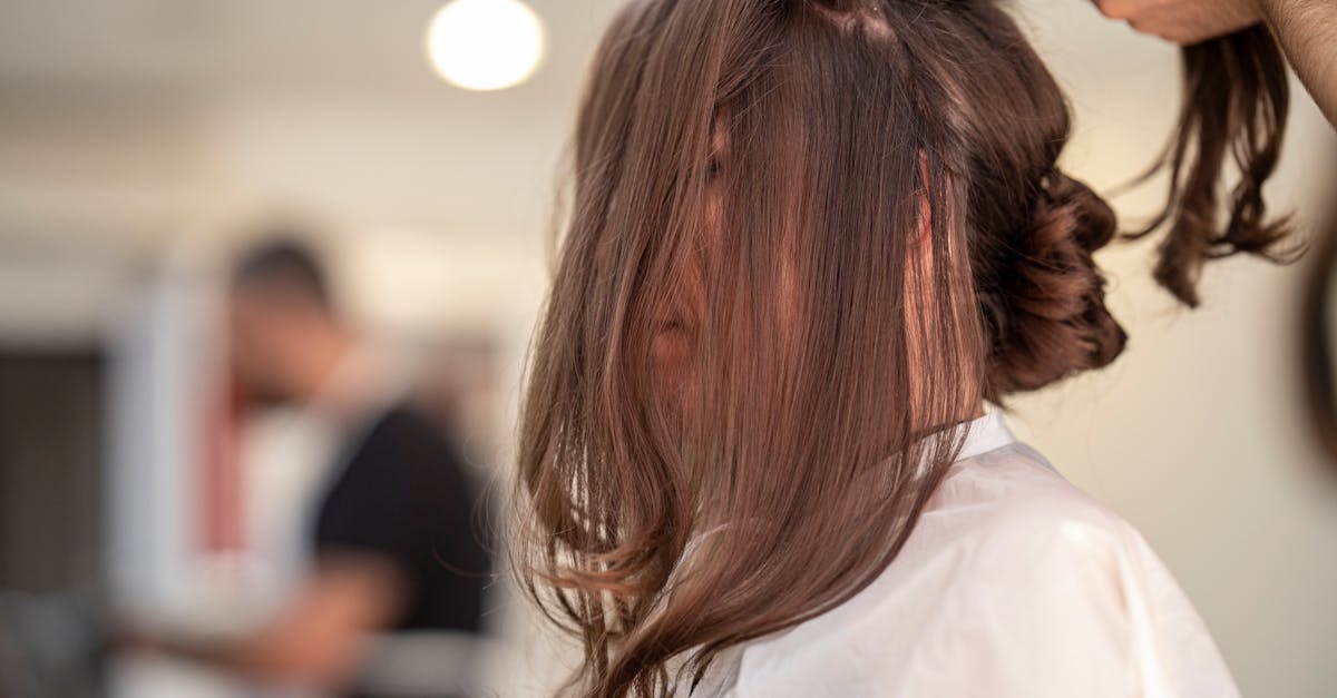 découvrez nos conseils et produits de soins capillaires pour des cheveux sains et éclatants. transformez votre routine de beauté avec des astuces adaptées à tous les types de cheveux!