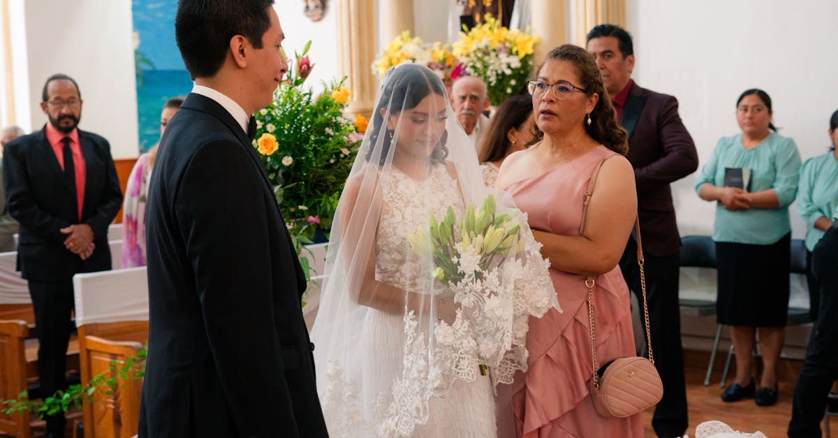 découvrez notre collection raffinée de vêtements pour les occasions spéciales. que ce soit un mariage, une fête ou un événement formel, trouvez la tenue parfaite qui allie élégance et confort pour briller à chaque moment.