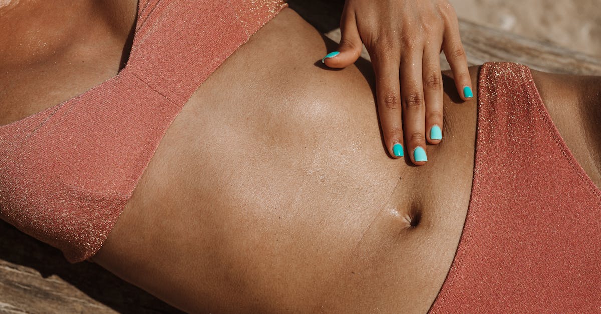 découvrez les dernières tendances en maillots de bain pour l'été 2023. explorez des styles innovants, des couleurs tendance et des motifs saisissants qui transformeront votre look à la plage. soyez prêt à faire des vagues avec notre sélection incontournable de swimwear !