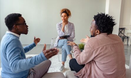 découvrez comment la thérapie de couple peut renforcer votre relation, améliorer la communication et résoudre les conflits. obtenez des conseils professionnels pour retrouver l'harmonie à deux.