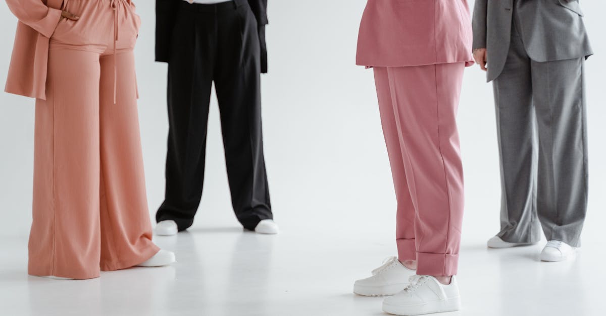 découvrez les dernières tendances de la mode, les styles incontournables de la saison, et nos conseils pour rester à la pointe avec des looks inspirants adaptés à toutes les occasions.