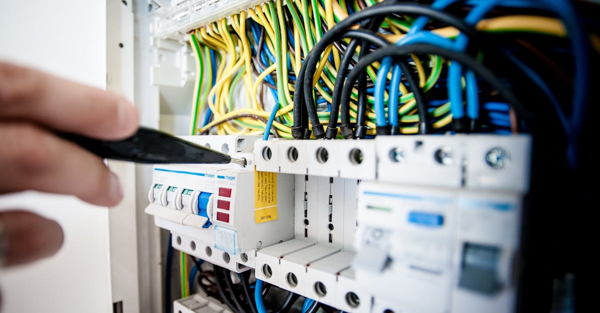 découvrez comment réussir votre networking, élargir votre réseau professionnel et multiplier les opportunités de carrière grâce à des conseils et des stratégies efficaces.