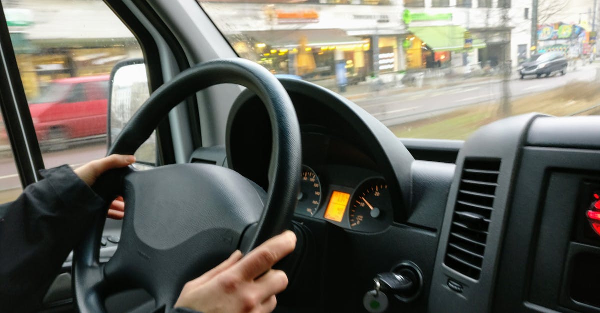 découvrez les différentes solutions de transportation, leurs avantages et conseils pour choisir le moyen de transport le mieux adapté à vos besoins quotidiens ou professionnels.