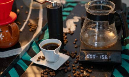 découvrez aroma zone, votre boutique en ligne spécialisée dans les huiles essentielles, cosmétiques maison et ingrédients naturels. profitez de produits de qualité pour prendre soin de votre bien-être et réaliser vos propres soins beauté.