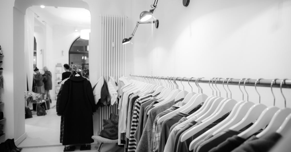 découvrez asse boutique, la boutique officielle de l'as saint-étienne : maillots, accessoires, cadeaux et produits exclusifs pour tous les supporters des verts. livraison rapide et sécurisée.