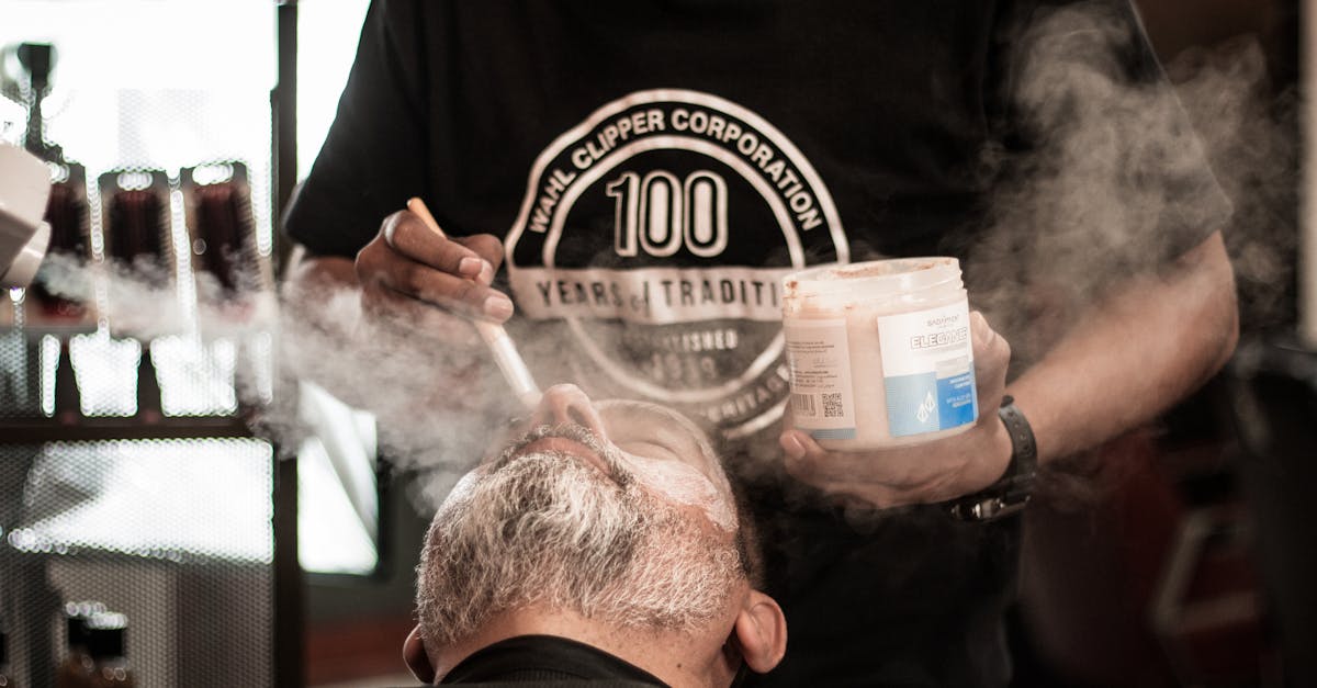 découvrez notre sélection de produits de soin pour la barbe, conçus pour hydrater, adoucir et entretenir votre barbe au quotidien.