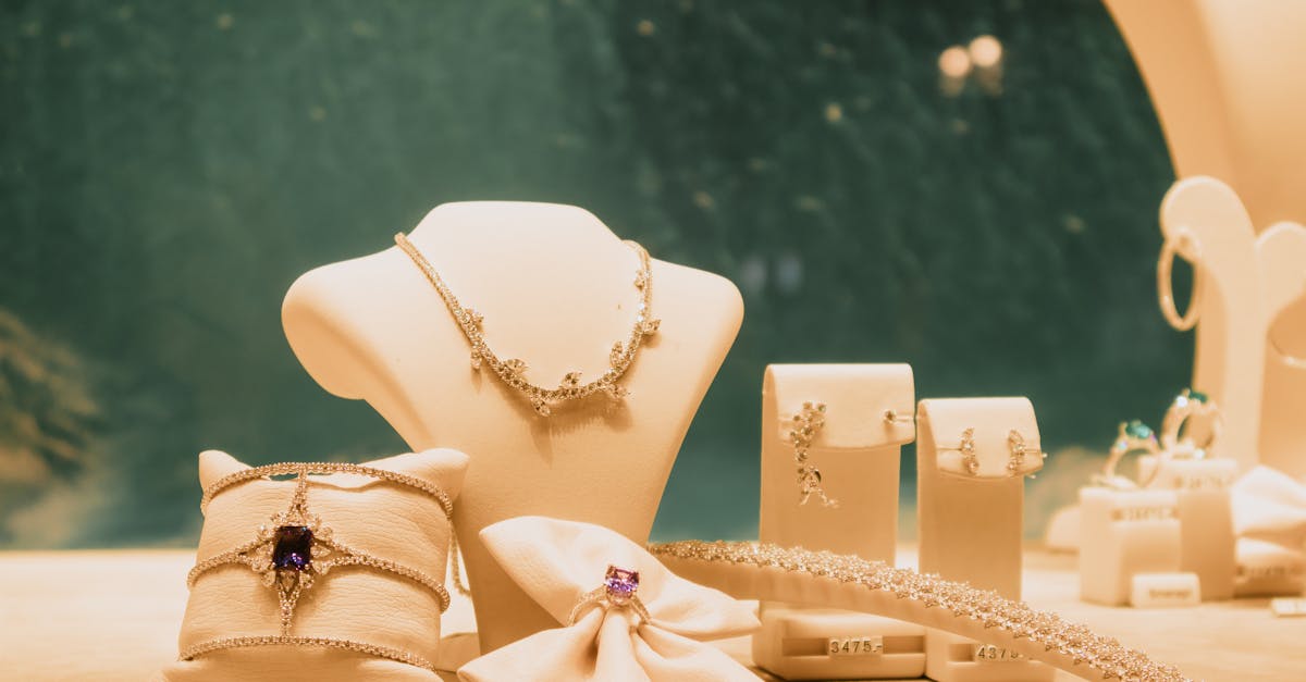 découvrez notre boutique de bracelets : une sélection unique de bracelets élégants et tendance pour tous les styles et occasions.