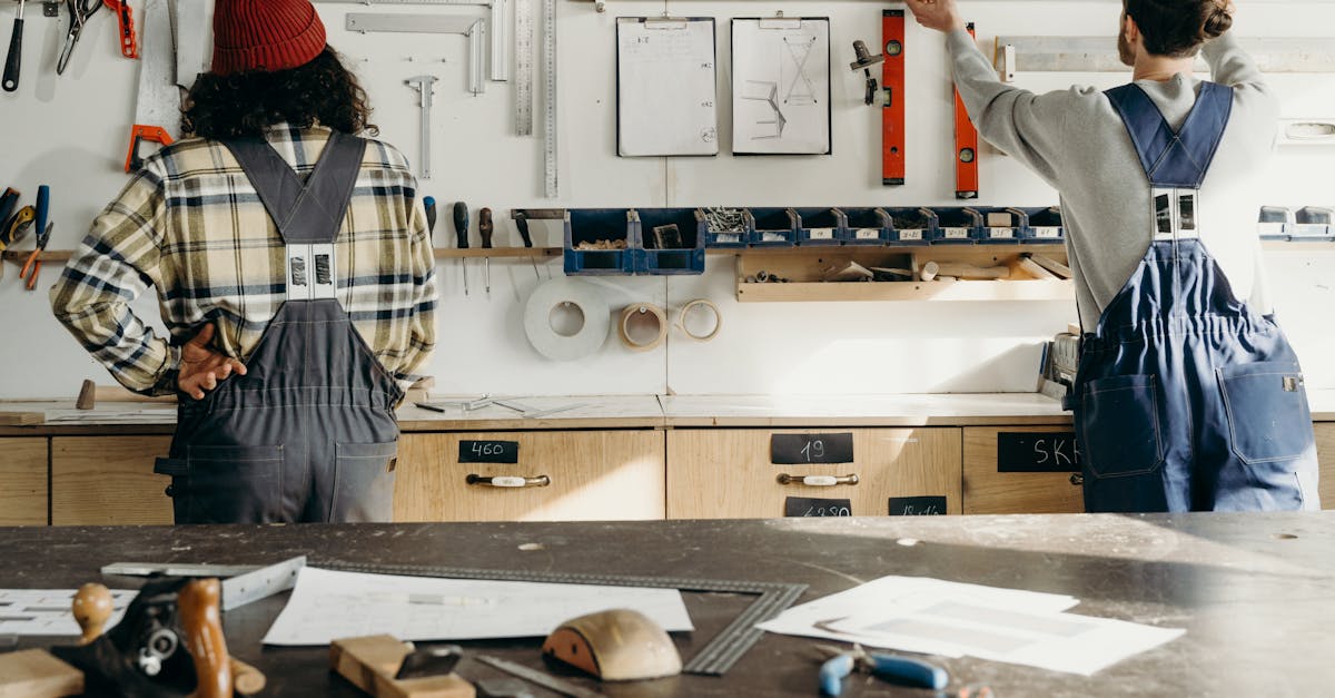 découvrez notre sélection d'outils de menuiserie de qualité professionnelle pour tous vos projets de charpente et bricolage. puissance, précision et durabilité assurées.