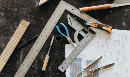 découvrez notre sélection d'outils de menuiserie de haute qualité, parfaits pour tous vos projets de bricolage et de construction.