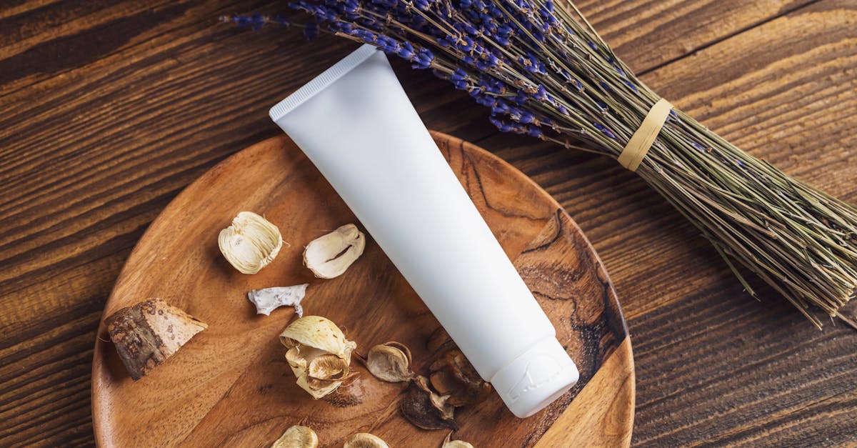 découvrez notre sélection de soins naturels pour une peau saine et éclatante, formulés avec des ingrédients biologiques et respectueux de l'environnement.