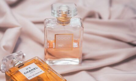 découvrez la collection officielle de produits dérivés paris 2024 : vêtements, accessoires et souvenirs pour célébrer les jeux olympiques et paralympiques à paris.