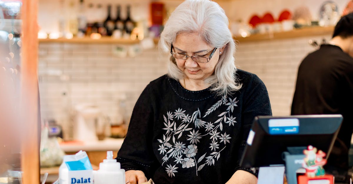 découvrez notre pokémon store officiel : jouets, cartes, vêtements et accessoires pour tous les fans de pokémon. profitez des meilleures offres et nouveautés !