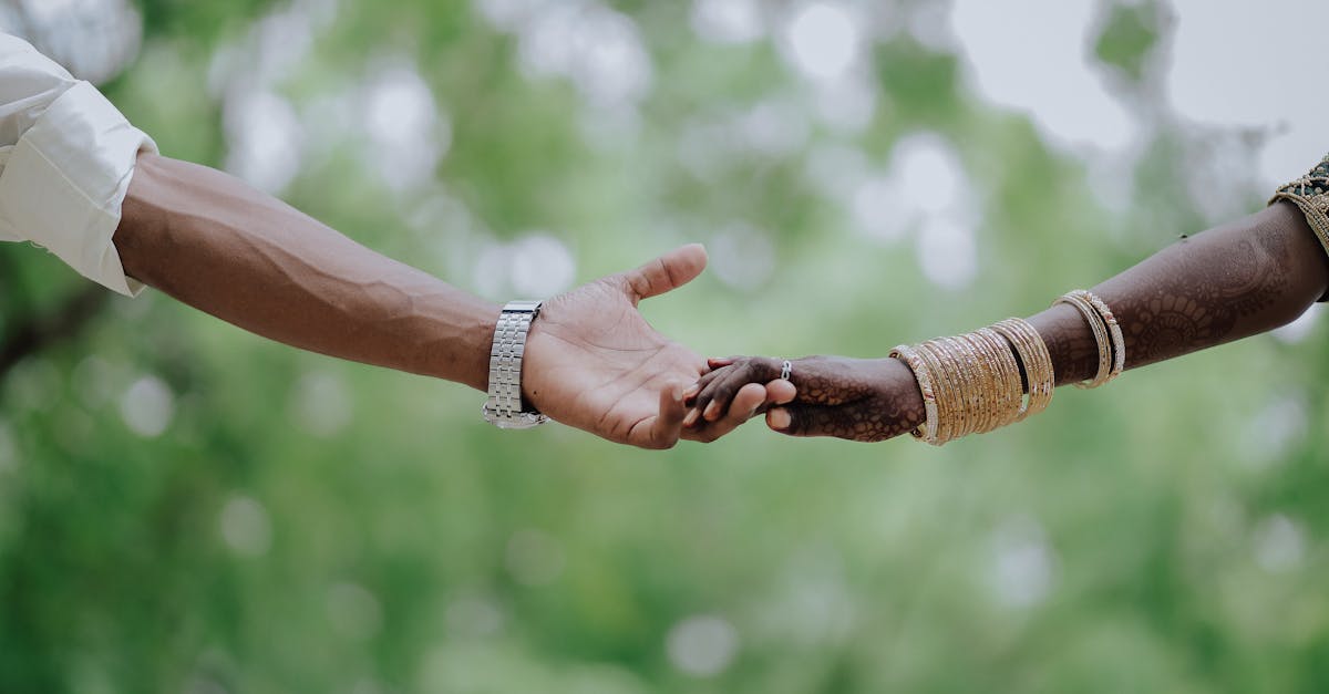 découvrez une sélection unique d’accessoires spirituels pour accompagner votre pratique et renforcer votre bien-être intérieur. trouvez des bijoux, cristaux et objets sacrés pour votre développement personnel.