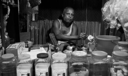 découvrez la boutique officielle du stade toulousain : équipements, maillots, accessoires et souvenirs pour tous les fans du rugby toulousain.