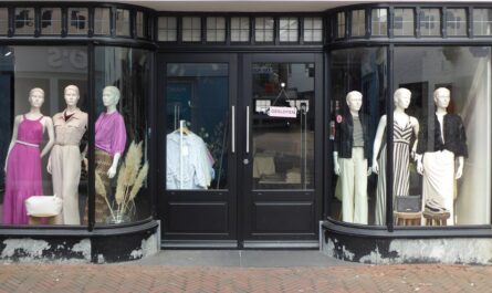 découvrez le tfc store, la boutique officielle du toulouse football club : maillots, équipements, accessoires et cadeaux pour tous les fans du téfécé. livraison rapide et produits exclusifs.