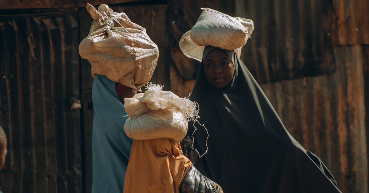 découvrez une sélection unique de boutiques africaines proposant des produits authentiques, artisanaux et tendance, pour un voyage au cœur de la culture africaine.