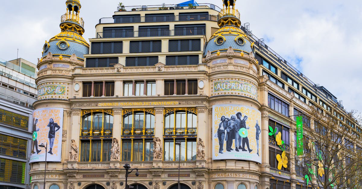 découvrez aroma-zone paris haussmann, votre boutique dédiée aux huiles essentielles, cosmétiques naturels et diy pour une beauté saine et naturelle en plein cœur de paris.
