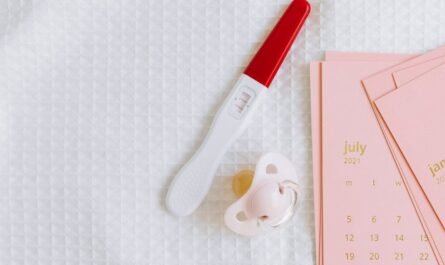 découvrez notre sélection d'essentiels pour bébé, alliant confort, sécurité et praticité pour accompagner les premiers mois de votre enfant.