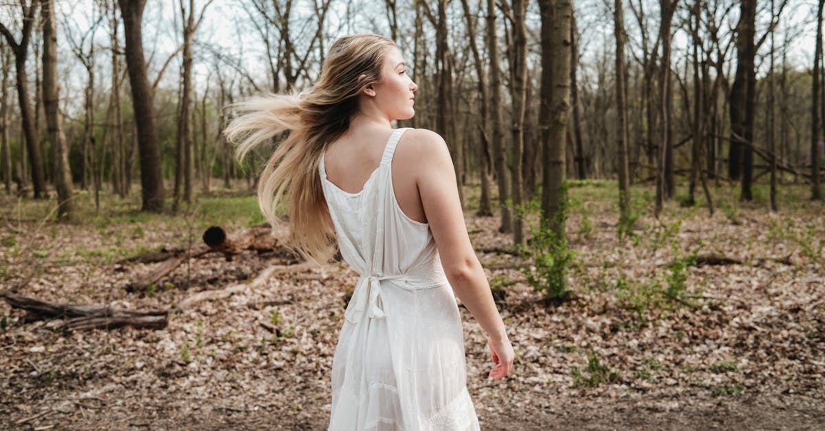 découvrez notre collection chic prêt-à-porter alliant élégance et tendances actuelles pour un style raffiné au quotidien.