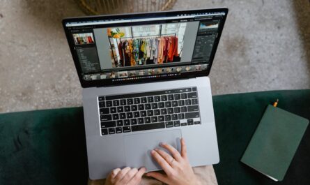 découvrez notre boutique de mode en ligne : tendances actuelles, vêtements stylés et accessoires incontournables pour un look parfait à portée de clic.