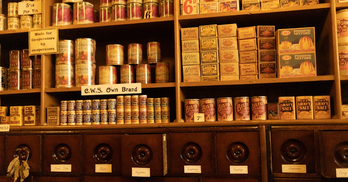 découvrez notre boutique de musée : souvenirs uniques, livres d'art, objets de collection et cadeaux inspirés par l'histoire et la culture.