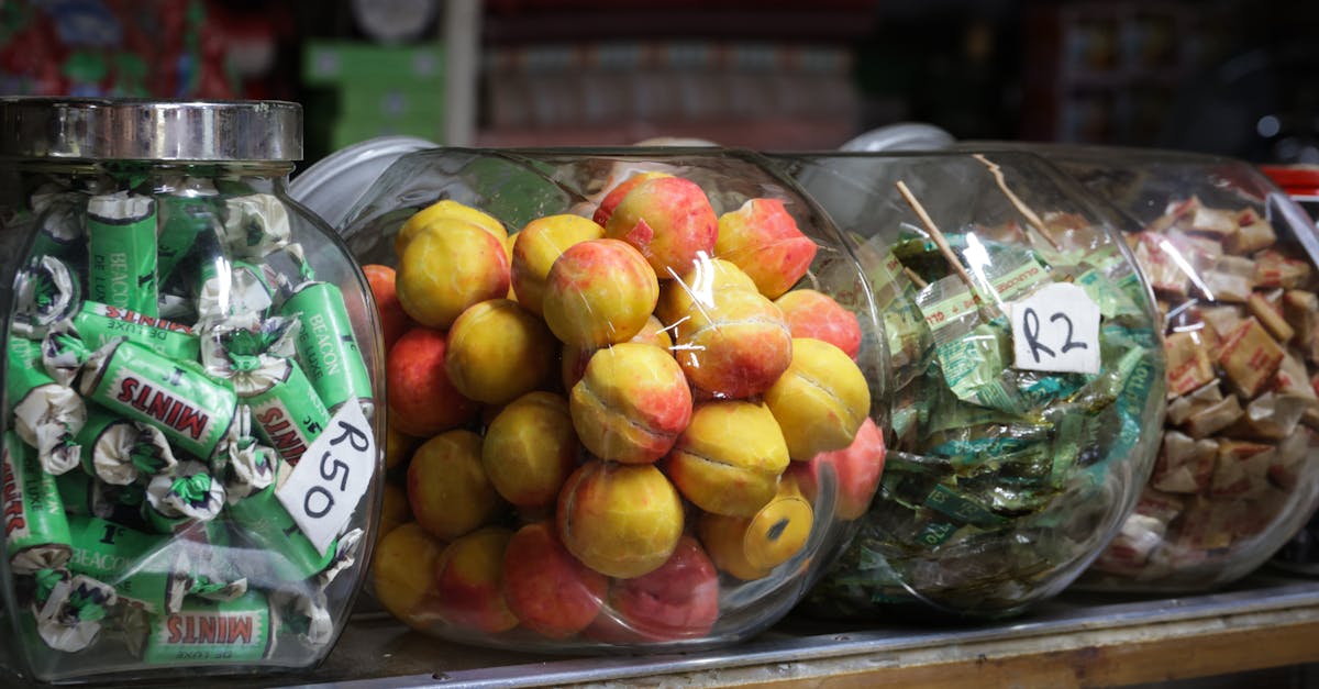 boutique officielle de l'olympique de marseille : découvrez les maillots, accessoires et équipements officiels pour tous les fans de l'om.