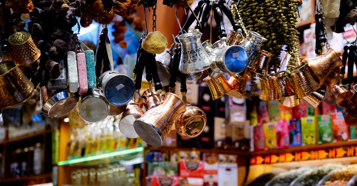 découvrez la boutique officielle du puy du fou et ramenez chez vous des souvenirs uniques, articles exclusifs et cadeaux inspirés de l'univers magique du parc.