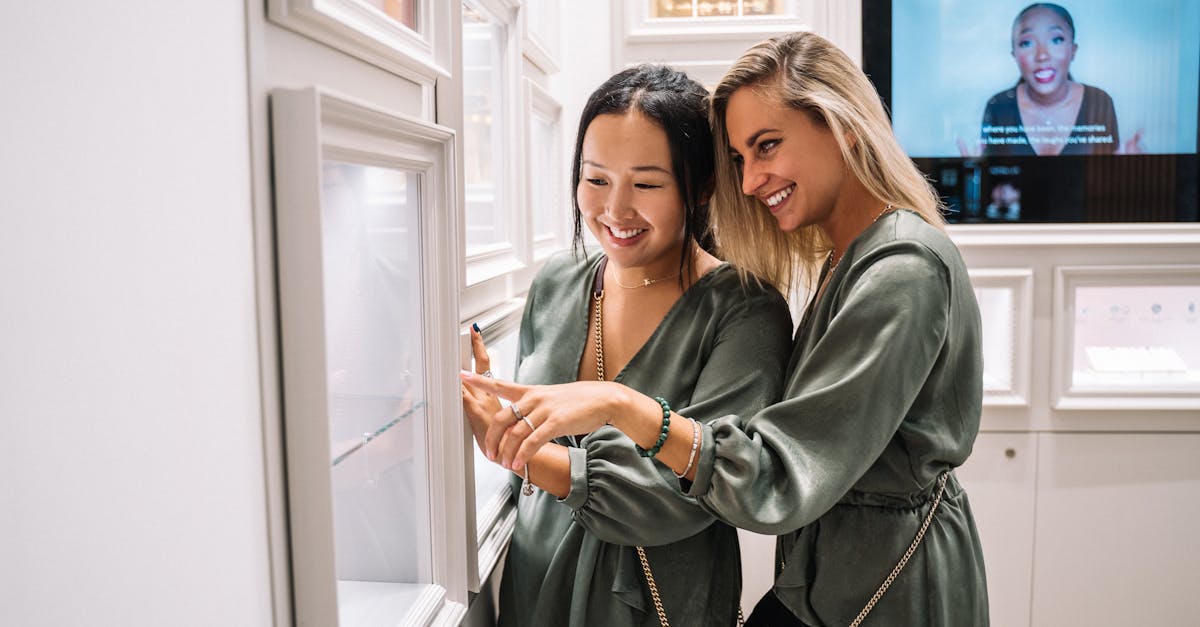 découvrez les meilleures boutiques à marseille pour une expérience shopping unique, alliant produits locaux, mode et artisanat.