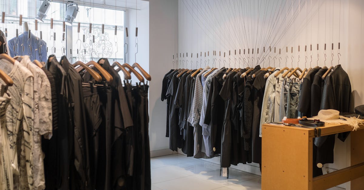 découvrez les stores bouygues, alliant qualité, design et performance pour habiller vos fenêtres avec élégance et confort.