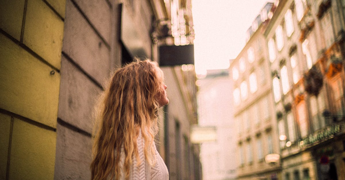 découvrez l'expérience shopping hermès, alliant élégance, savoir-faire artisanal et service exceptionnel pour une immersion unique dans l'univers du luxe.