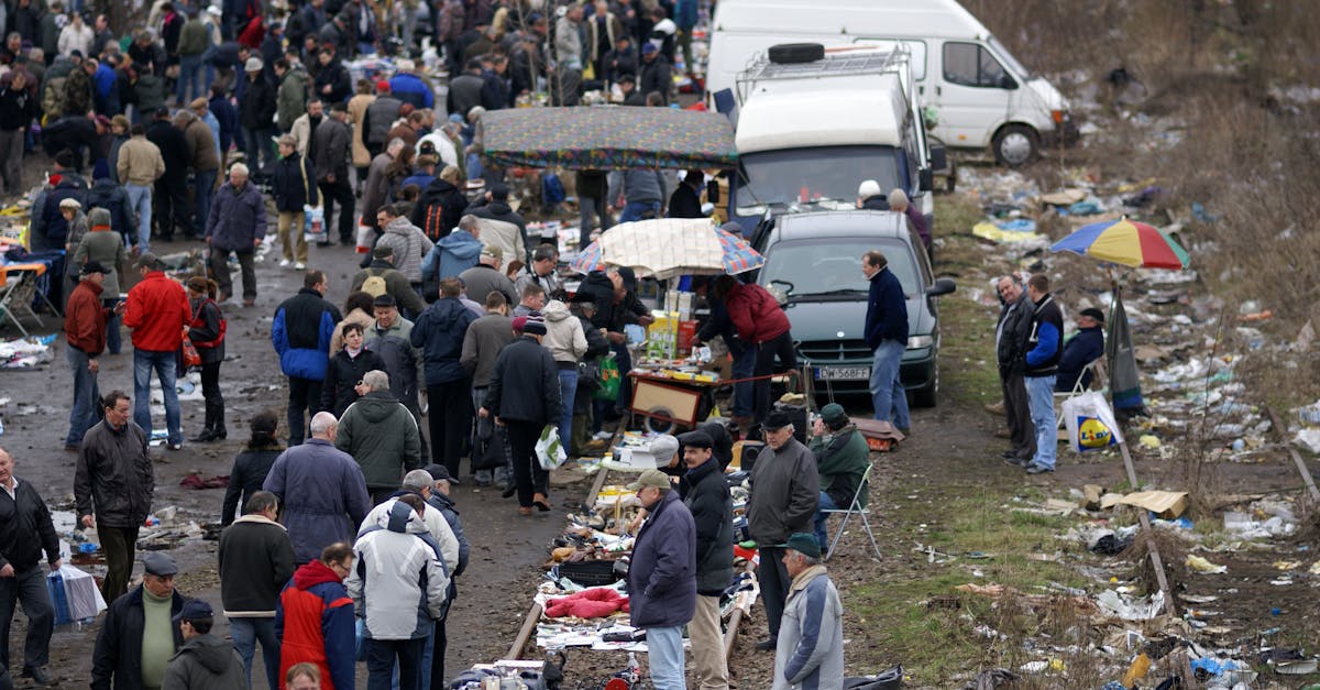découvrez notre pop-up shop unique offrant une expérience de shopping éphémère avec des produits exclusifs et des offres spéciales. ne manquez pas cette occasion de trouver des trésors uniques !