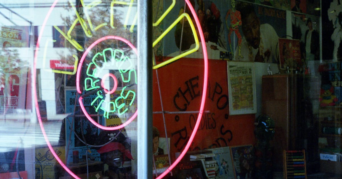 découvrez notre pop-up shop éphémère : une boutique unique avec des produits exclusifs, des offres spéciales et une expérience shopping inoubliable.