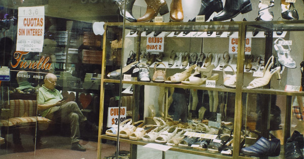 découvrez notre boutique de chaussures offrant une large sélection de modèles pour tous les styles et toutes les occasions. qualité, confort et tendance au rendez-vous !