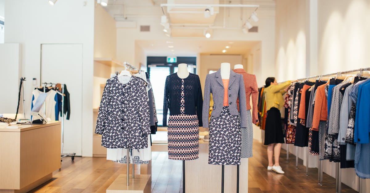 découvrez notre boutique de vêtements pour femmes : des styles tendance, des collections variées et des pièces incontournables pour toutes les occasions.