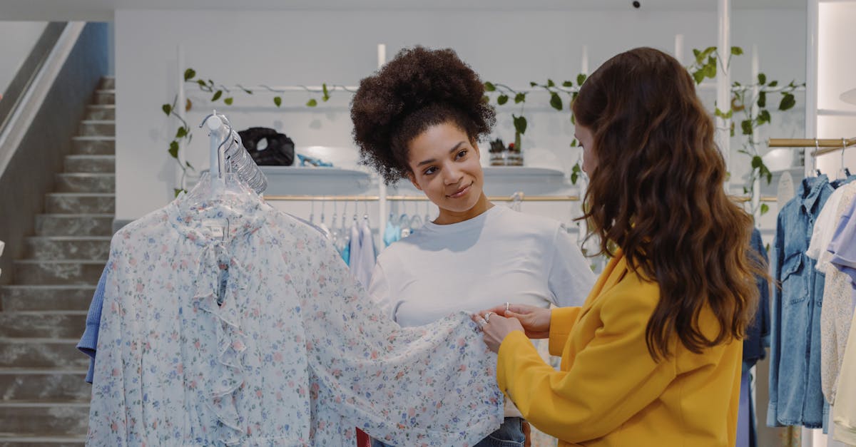 découvrez les meilleures boutiques de parly 2 pour une expérience shopping unique et variée, alliant mode, beauté et loisirs.