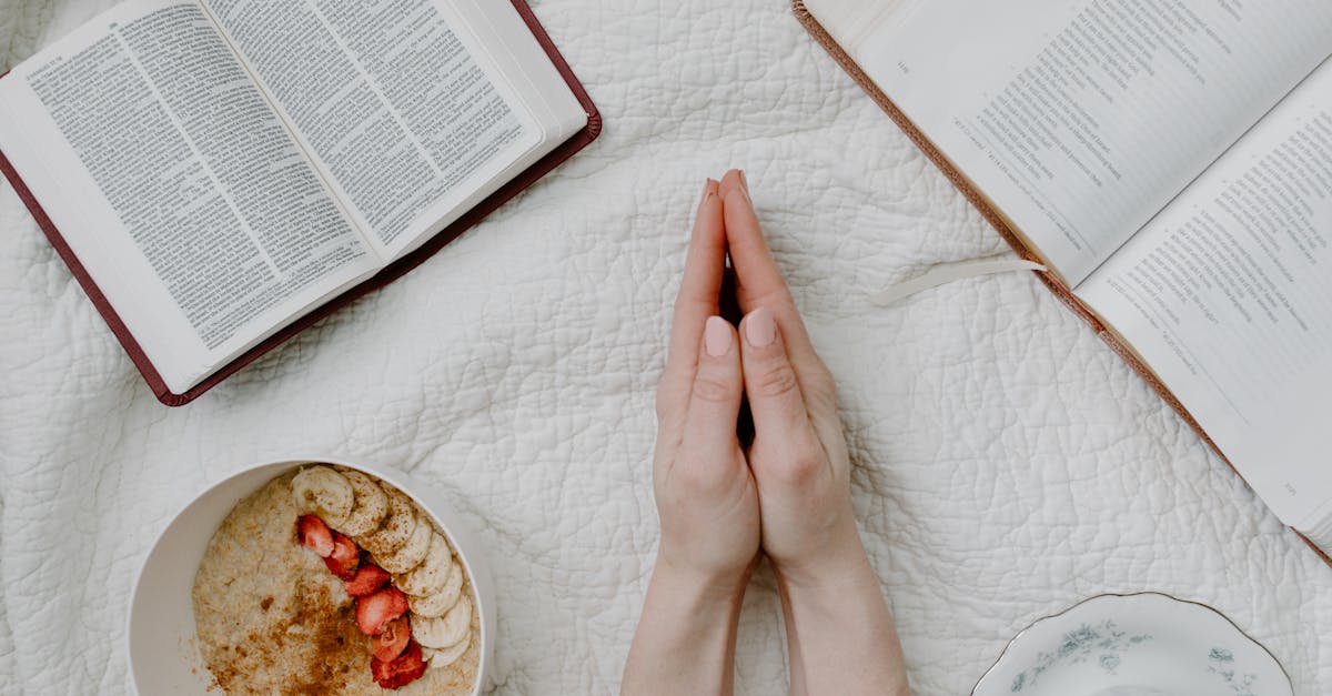 découvrez les bestsellers de la boutique chrétienne : une sélection inspirante de livres, articles et cadeaux pour nourrir votre foi et votre spiritualité.