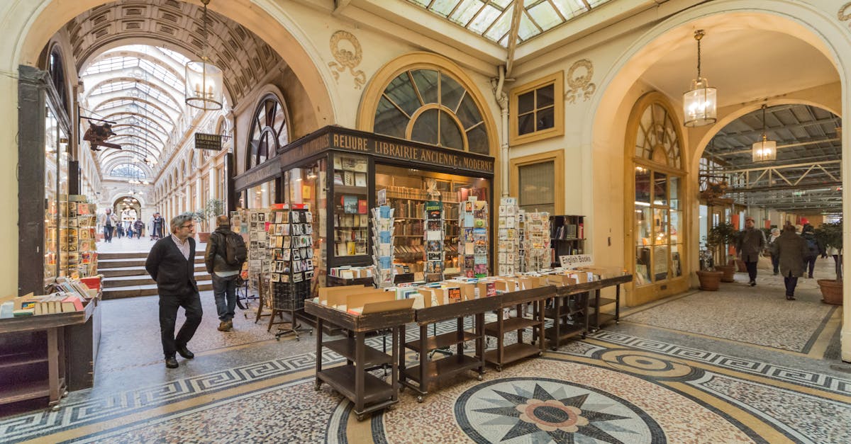 découvrez la boutique fragonard : parfums de luxe, cosmétiques et savoir-faire artisanal français pour une expérience olfactive unique.