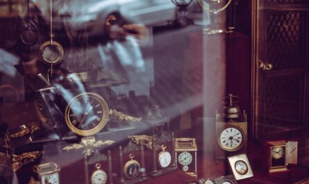 découvrez notre boutique du musée : souvenirs uniques, œuvres d'art, livres et cadeaux inspirés par nos expositions.