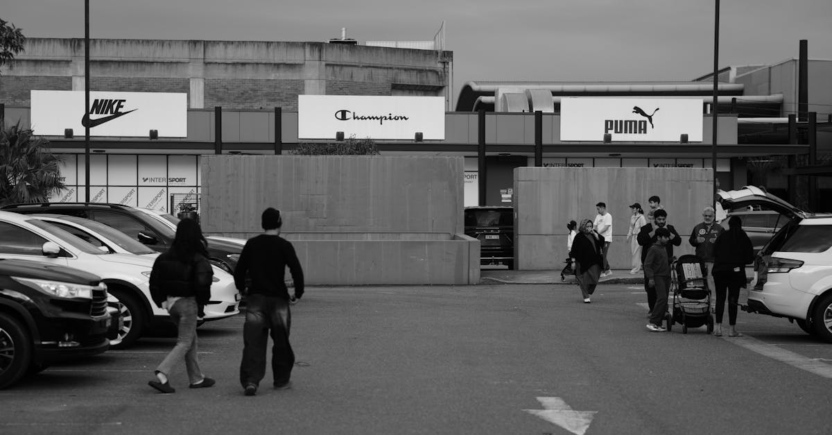 découvrez la boutique officielle nike : dernières collections, chaussures, vêtements et accessoires de sport pour tous les styles et performances.