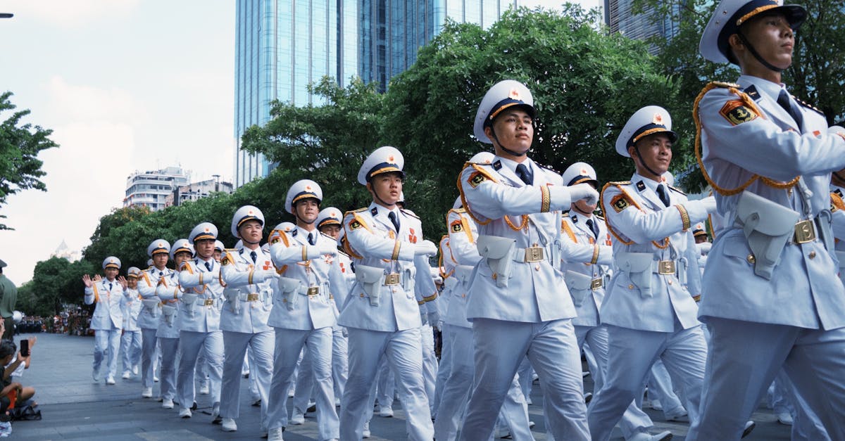 découvrez la boutique officielle de la marine : articles authentiques, vêtements, accessoires et souvenirs officiels pour tous les passionnés de la marine.